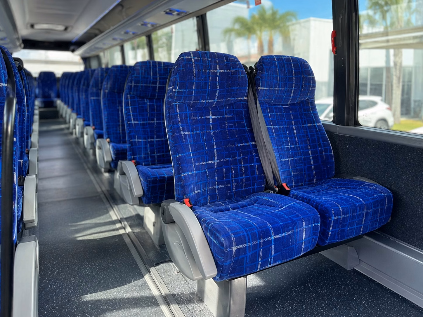 how bus type changes charter bus prices in thousand oaks california