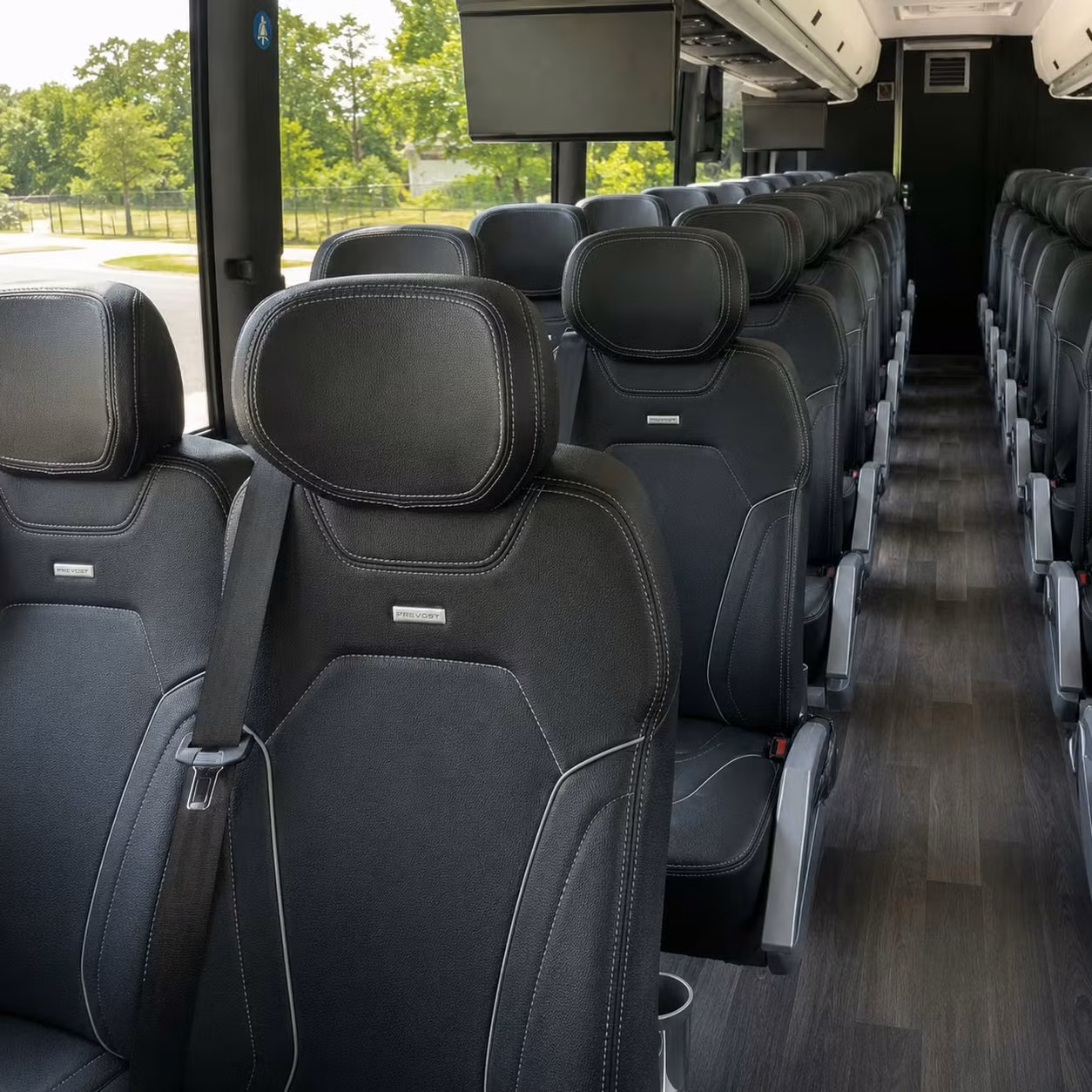 thousand oaks charter bus rental
